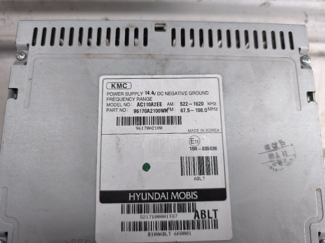 bontott KIA CEED Rádió / CD