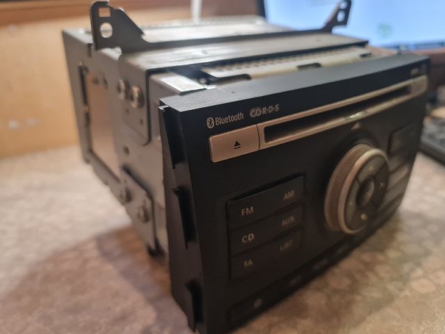 bontott KIA CEED Rádió / CD