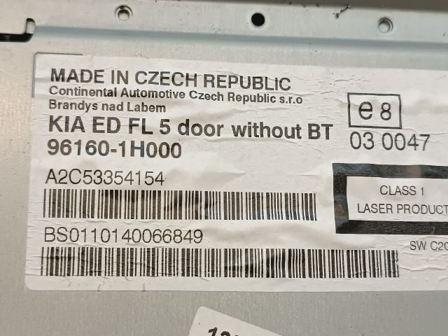 bontott KIA CEED Rádió / CD