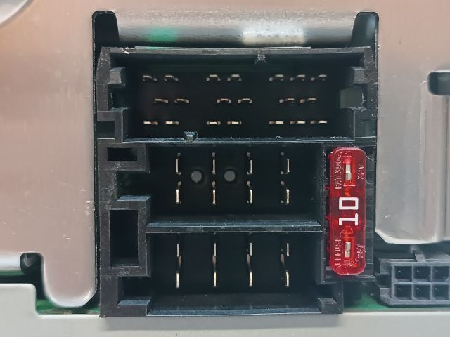 bontott KIA CEED Rádió / CD