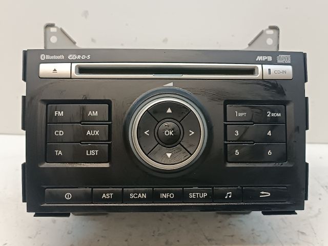bontott KIA CEED Rádió / CD
