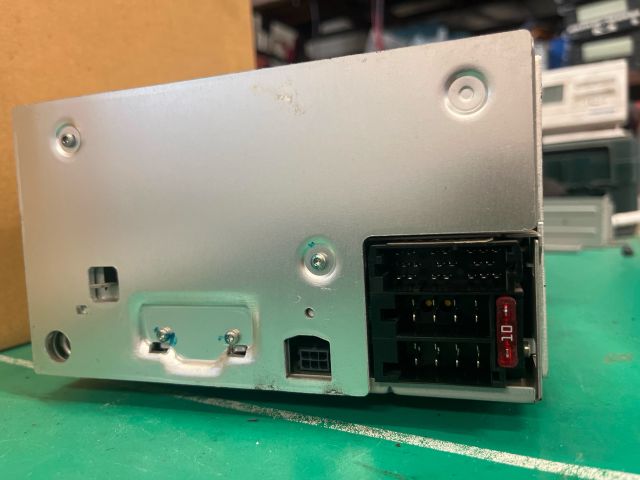 bontott KIA CEED Rádió / CD