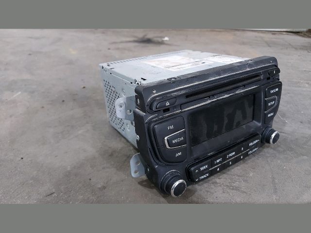 bontott KIA CEED Rádió / CD