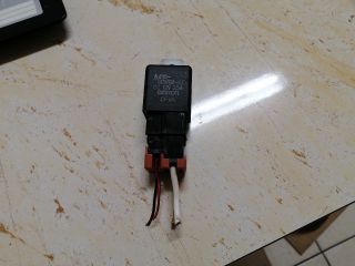 bontott KIA CEED Relé