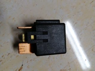 bontott KIA CEED Relé