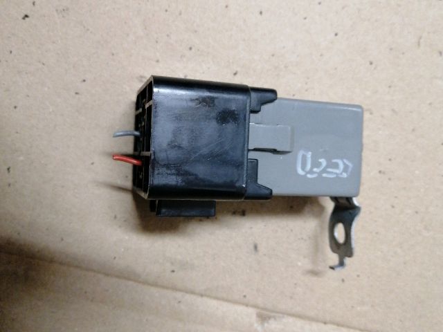 bontott KIA CEED Relé