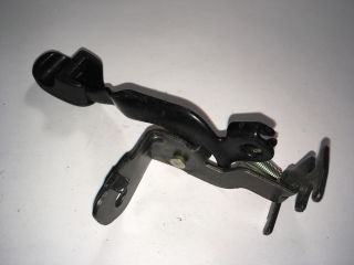 bontott KIA CEED Tankajtó Nyitó Kar / Gomb