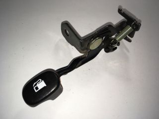 bontott KIA CEED Tankajtó Nyitó Kar / Gomb