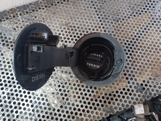 bontott KIA CEED Tankajtó