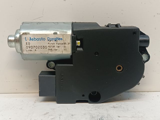 bontott KIA CEED Tető Mozgató Motor