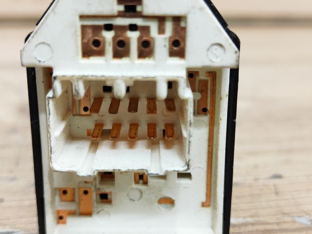 bontott KIA CEED Tükör Kapcsoló