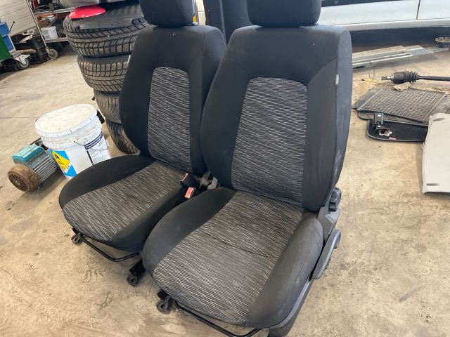 bontott KIA CEED Ülés Szett