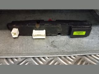 bontott KIA CEED Vészvillogó Kapcsoló