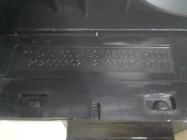 bontott KIA CEED Vészvillogó Kapcsoló