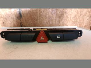 bontott KIA CEED Vészvillogó Kapcsoló