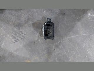 bontott KIA CEED Vészvillogó Kapcsoló