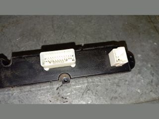 bontott KIA CEED Vészvillogó Kapcsoló