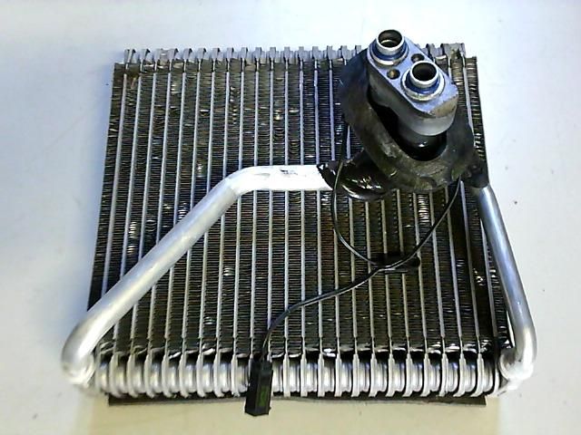 bontott KIA CERATO Fűtőradiátor