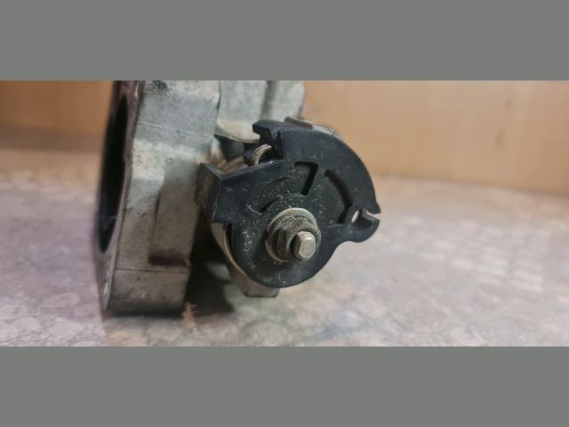 bontott KIA CERATO Fojtószelep (Mechanikus)