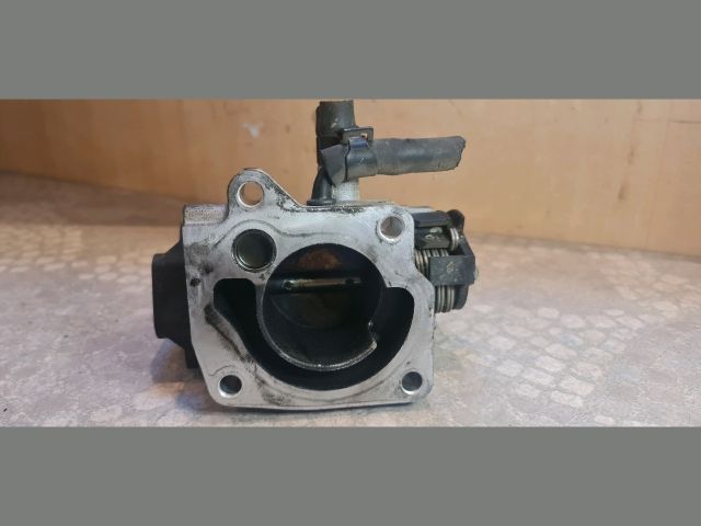 bontott KIA CERATO Fojtószelep (Mechanikus)