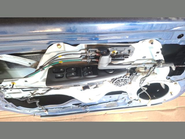 bontott KIA CERATO Bal első Ablakemelő Szerkezet (Elektromos)