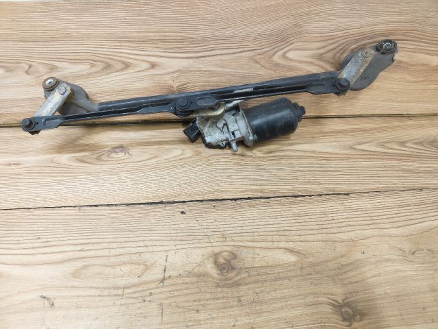 bontott KIA CERATO Első Ablaktörlő Szerkezet Motorral