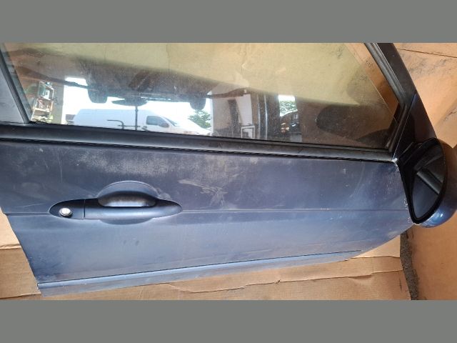 bontott KIA CERATO Jobb első Ajtó (Üres lemez)