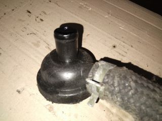 bontott KIA CERATO Kartergáz Visszavezető Szelep