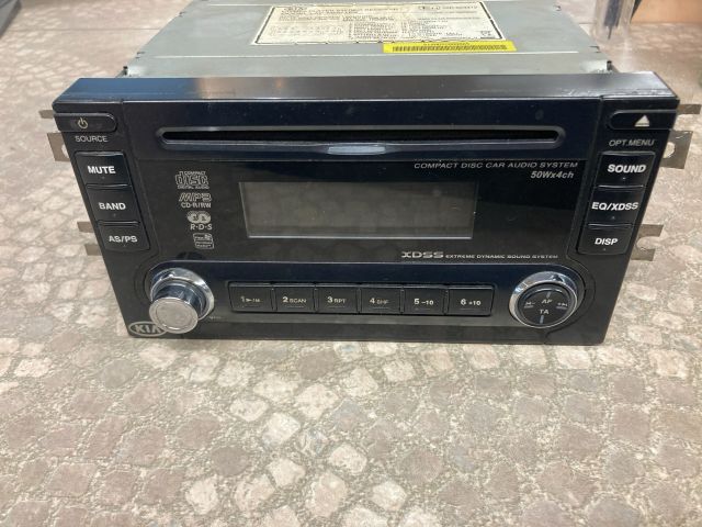 bontott KIA CERATO Rádió / CD