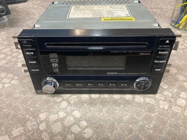 bontott KIA CERATO Rádió / CD