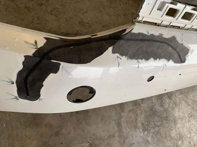 bontott KIA EV6 Első Lökhárító (Üresen)