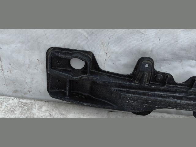 bontott KIA EV6 Hátsó Lökhárító Merevítő (Fém)