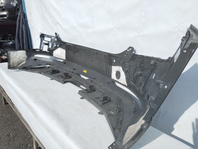 bontott KIA EV6 Hátsó Lökhárító (Üresen)