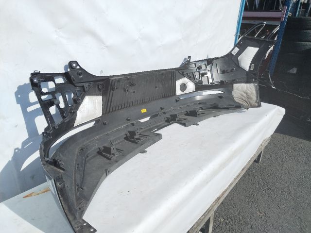 bontott KIA EV6 Hátsó Lökhárító (Üresen)