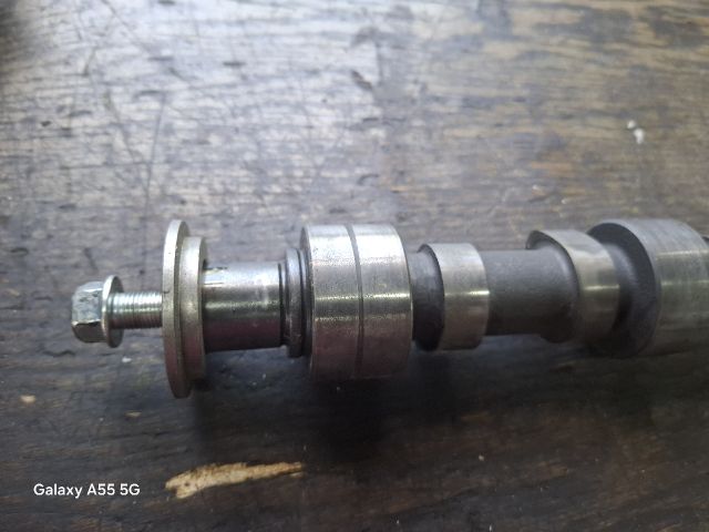 bontott KIA K2500 Vezérműtengely (Magában)