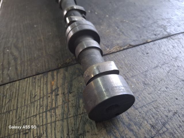 bontott KIA K2500 Vezérműtengely (Magában)