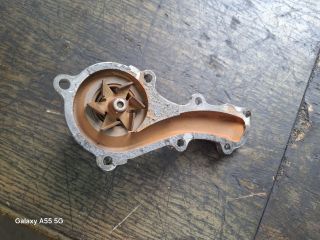 bontott KIA K2500 Vízpumpa