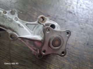 bontott KIA K2500 Vízpumpa