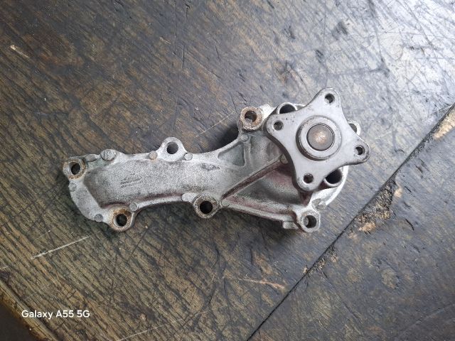 bontott KIA K2500 Vízpumpa