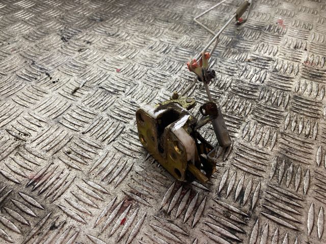 bontott KIA K2500 Bal Csomagtérajtó Zárszerkezet