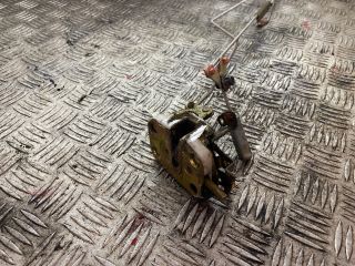 bontott KIA K2500 Bal Csomagtérajtó Zárszerkezet