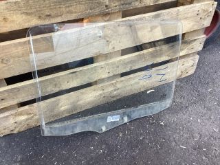 bontott KIA K2500 Bal hátsó Ablak