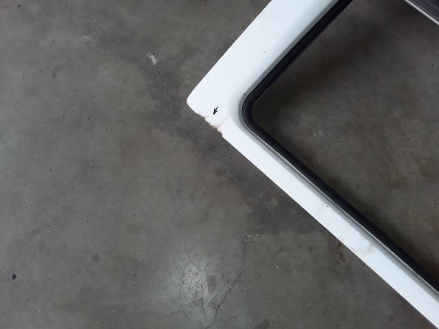 bontott KIA K2500 Bal hátsó Ajtó (Üres lemez)