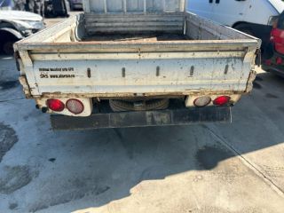 bontott KIA K2500 Első Lökhárító (Részeivel)