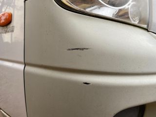 bontott KIA K2500 Első Lökhárító (Részeivel)