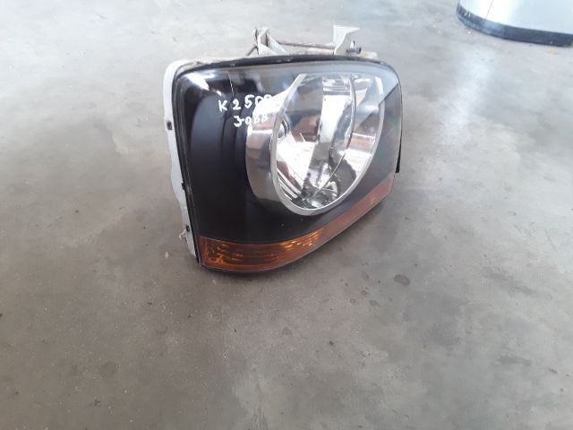 bontott KIA K2500 Jobb Fényszóró