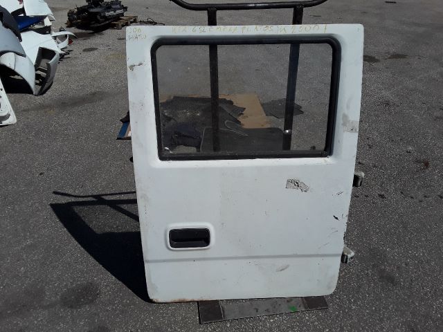 bontott KIA K2500 Jobb hátsó Ajtó (Részeivel)