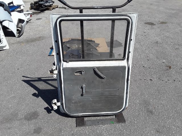 bontott KIA K2500 Jobb hátsó Ajtó (Részeivel)