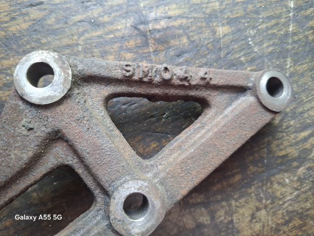 bontott KIA K2500 Klíma Tartó Bak