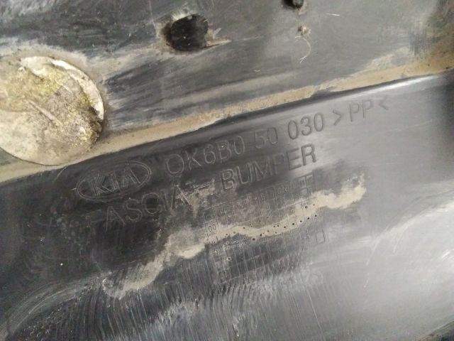 bontott KIA K2700 Első Lökhárító (Üresen)